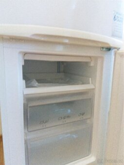 Prodám ledničku Candy s mrazákem - 4