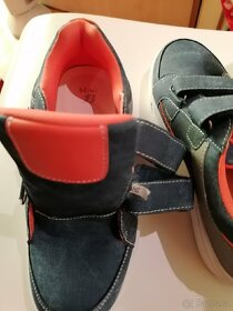 Nové chlapecké boty od Bati vel. 38 - 4