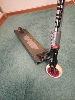 Custom freestyle kolobezka - 4