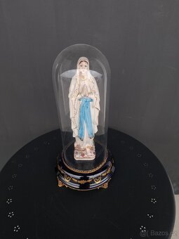 Porcelánová soška s poklopem - 4
