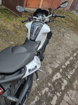 BMW F800R - 4