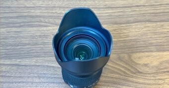 Sigma 18-300mm f3.5-6.3 Canon EF - 4