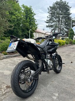Yamaha WR125X - 4
