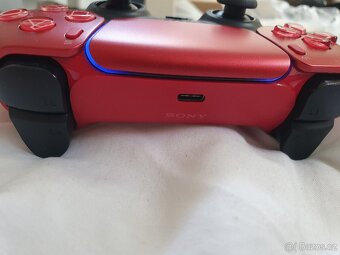 SONY PS5 DualSense Wireless Controller Cosmic Red zánovní - 4