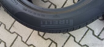 Pirelli 225/55 R17 - 4