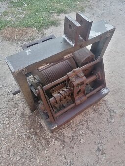 Naviják za traktor Zetor z V3S - 4