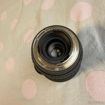 Tokina SD 12–24 mm f/4 (IF) DX (bajonet F) - 4