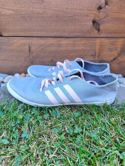 Dámské boty ADIDAS šedé ve vel. 40 - 4