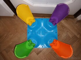 Hrací stoleček Fisher Price, pejskův stoleček - 4