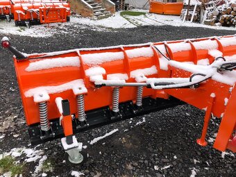 Sněhová radlice - 4