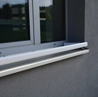 Prodám 2×(Držáky truhlíku)orginál . - 4