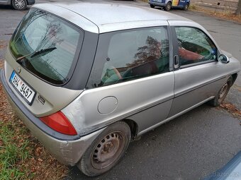 Lancia Ypsilon 1.2 44kw limitovaná edice Cosmopolitan - 4