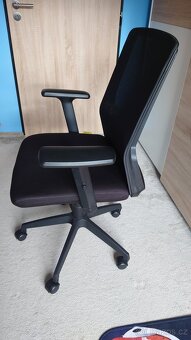 Kancelářská židle - 4