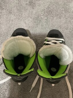Hokejové brusle Bauer vel. 35 - 4