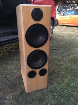 sloupove hifi zakazkove reprobedny Tesla z masivu - 4