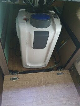 Kompletní akvarium 200 l - 4