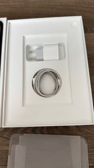 Apple iPad 10,9 Wi-Fi 64GB stříbrný - 4