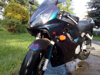 Honda CBR 600f - 4