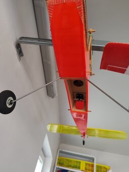 Prodej kolekce modelových letadel a příslušenství - 4