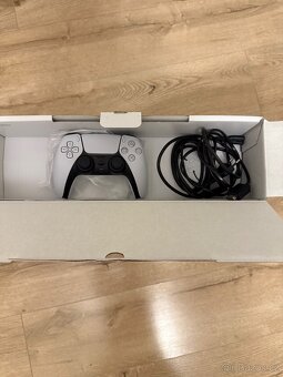 PlayStation 5 Slim - 4
