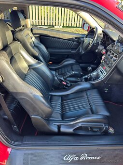 Alfa Romeo GTV 3.2 V6 (916) – Fáze 3, raritní verze z roku 2 - 4