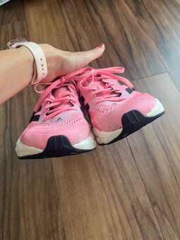 Dámské běžecké boty Adidas Solar Boost - 4