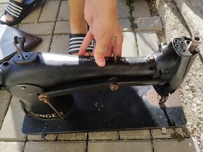 šicí stroj SINGER - 4