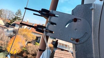 Satelitní komplet - 4 LNB, 4 přijímače - 4