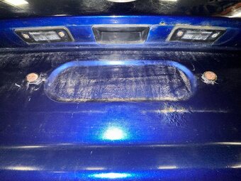 Páté dveře modrá metalíza LF5Q Škoda Octavia 2 kombi 2007 - 4