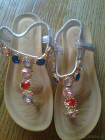 Nové sandálky - 4