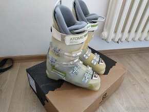 Nové lyžařské boty Atomic Renu 110 - 4