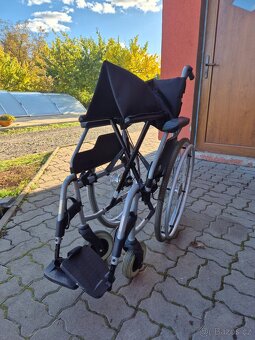 Invalidní vozík MEYRA - 4