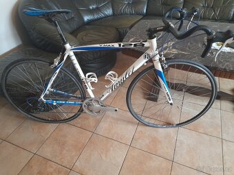 Závodní silniční kolo - 4