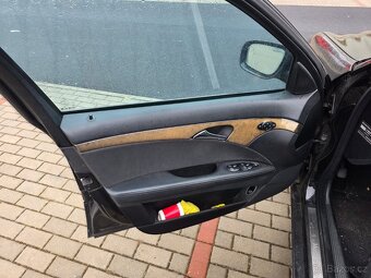 Mercedes E-220CDI - 4