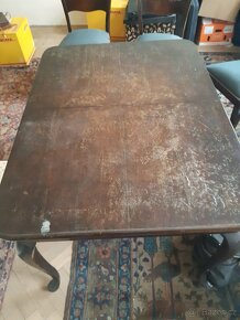 Stůl masiv a nově přečalouněné židle - 4