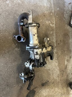 Náhradní díly motoru 1.5dci 81kw K9K780 Renault - 4