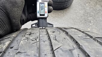 Letní pneu 235/45/18 Michelin - 4
