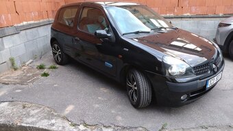 Renault Clio 2 - 4