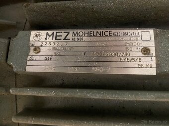 přírubový motor + řemenice + litinový stojan - 4
