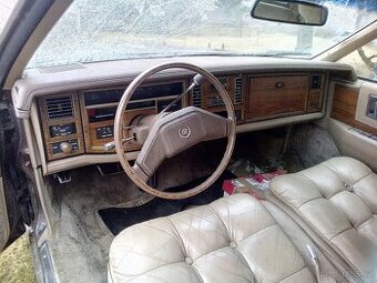 Prodám Cadillac Eldorado 5,7Diesel I na náhradní díly. - 4