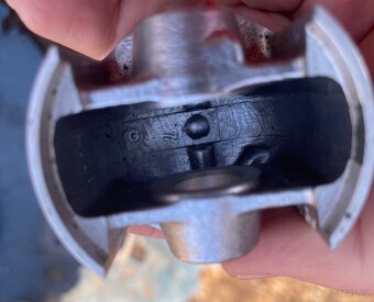 Stihl 08 valec a piest - 4