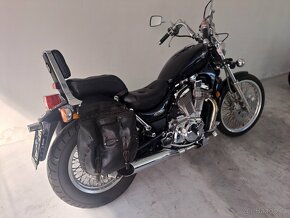 Suzuki VS 600 GL Intruder - 4
