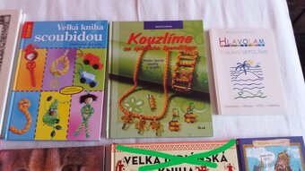 Knihy pro děti a mládež - atlasy, encyklopedie, aj. - 4