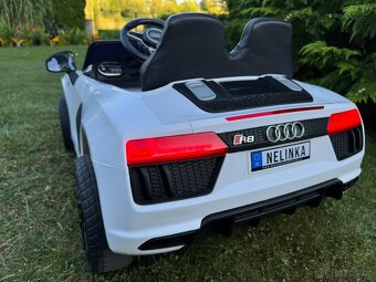 Dětské elektrické auto Audi R8 Bílé - 4
