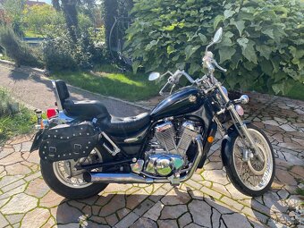 Suzuki VS 600 Intruder - 4