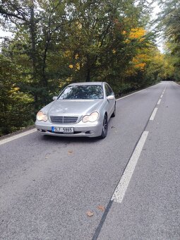 Mercedes Benz c270 - 4