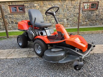 Zahradní traktor Rider Husqvarna R18 AWD – Hydro - 4