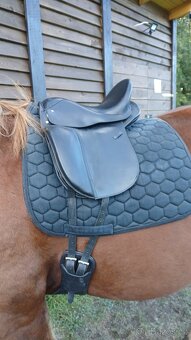 Drezurní sedlo Zdravá Zvířata 16" - 4