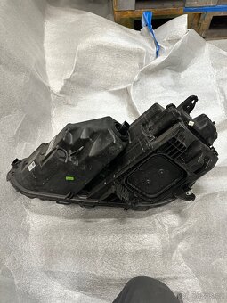 Přední světlomet Pravý Opel Insignia B lift - 4