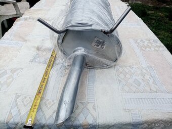 nový zadní tlumič výfuku na Renault - 4